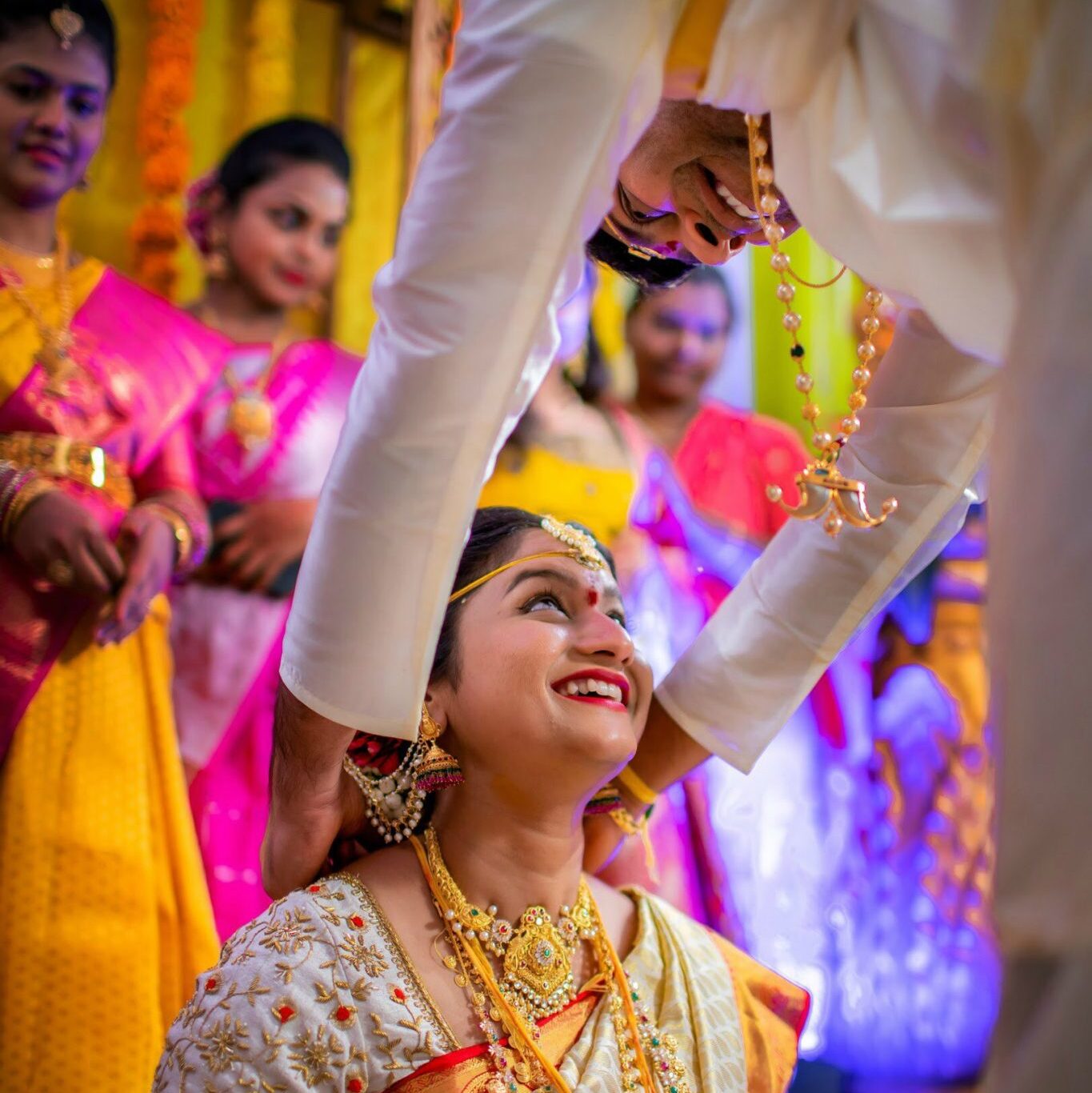 Mangalasutra Dharana in Telugu Wedding